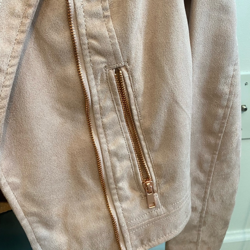 Pink Jacket - Picture 3 of 3